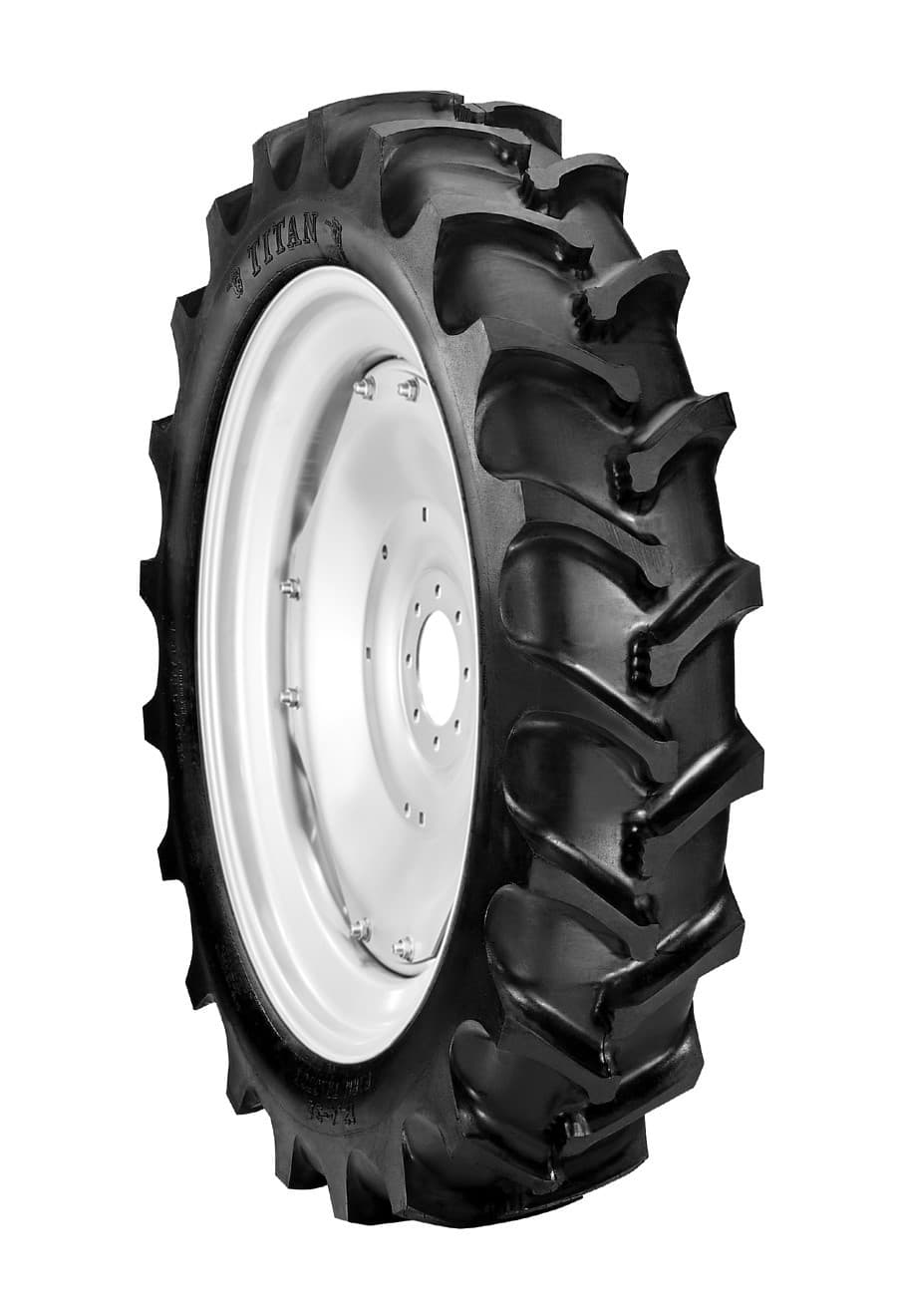 TITAN FARM TRACTOR R-1 TT